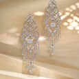 An Unchained Elegance Necklace image number null